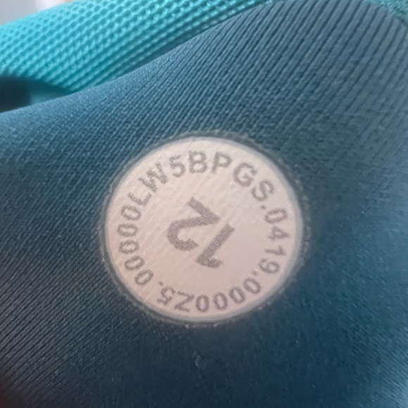 Lululemon in movement tight 25” - Picture 6 of 6